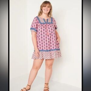 Old Navy Pink Posies Dress Women’s Medium / M / BNWT / Swing Dress w/puff sleeve